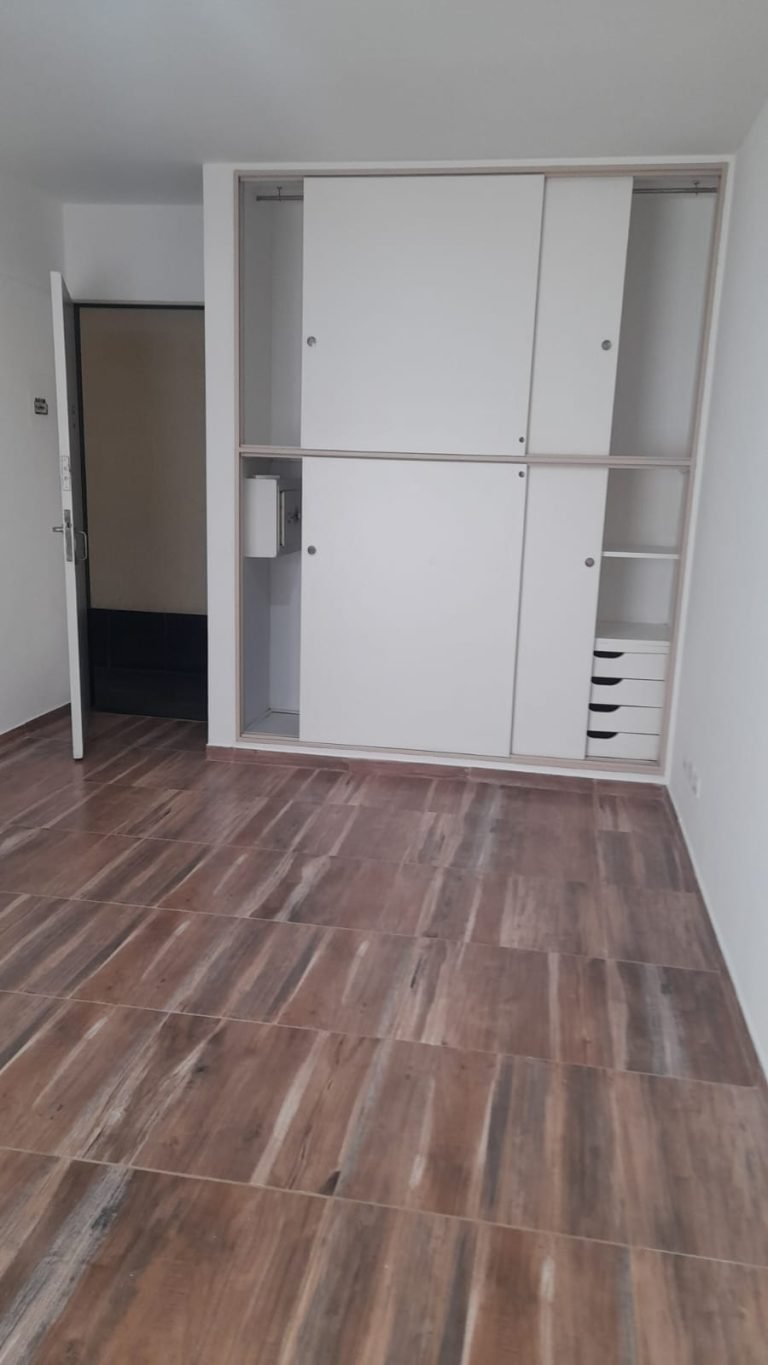 Alquiler Monoambiente, av. Callao al 200, Centro.