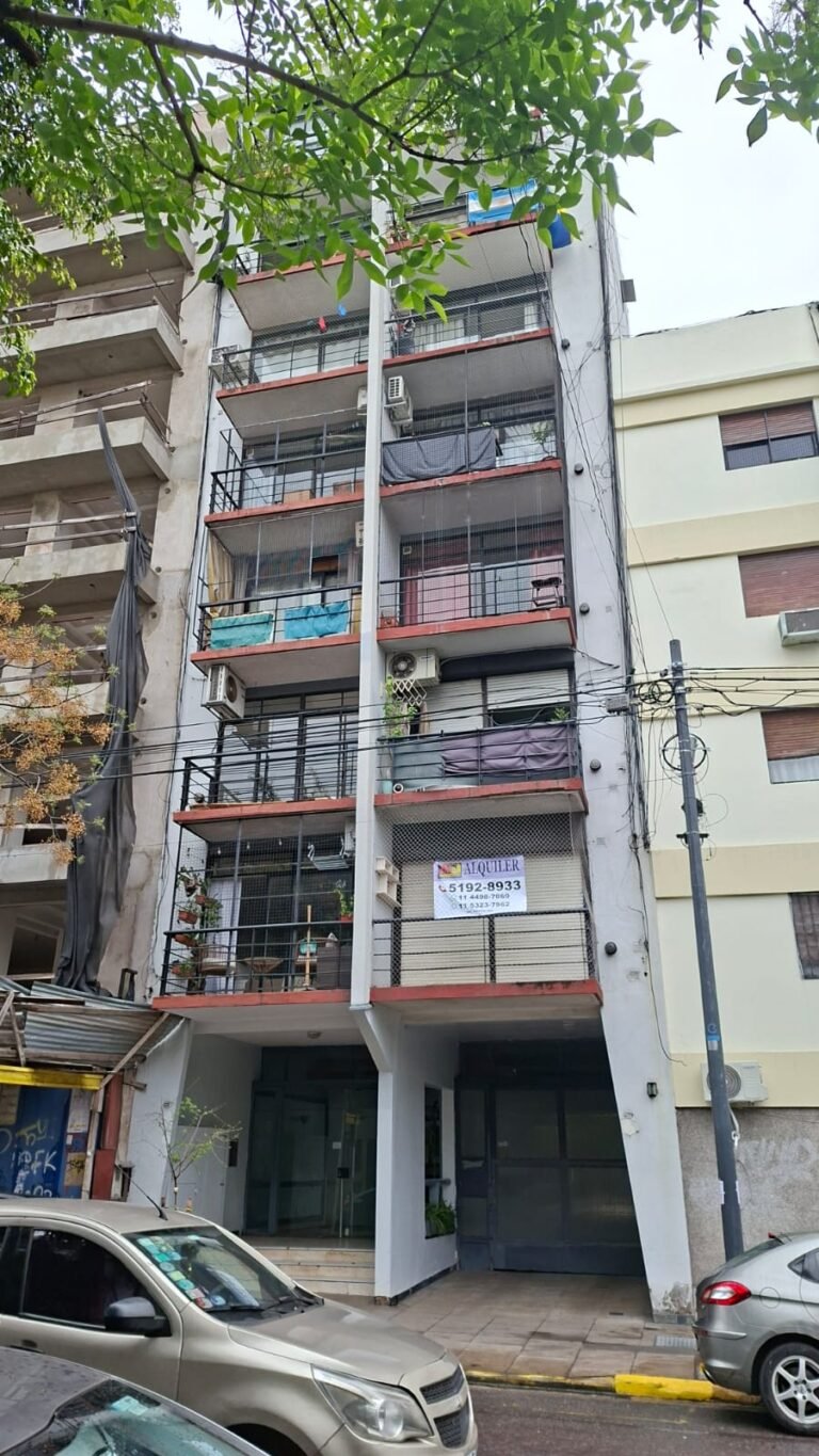 ALQUILER 1 AMBIENTE amplio con balcon – Balvanera